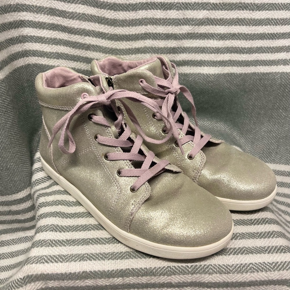 UGG Sparkly Silver and Purple Lace Up‎ Sneakers Size 6
